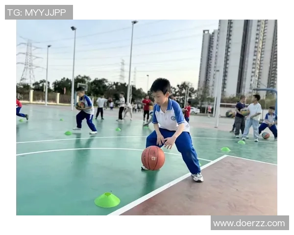 广州篮球队的意识提升与团队协作探讨聚焦篮球发展新方向