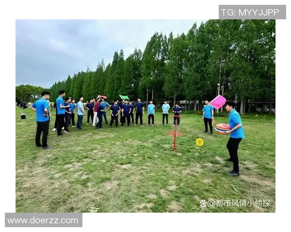 重庆飞盘队与杭州飞盘队比赛后团队协作分析与反思